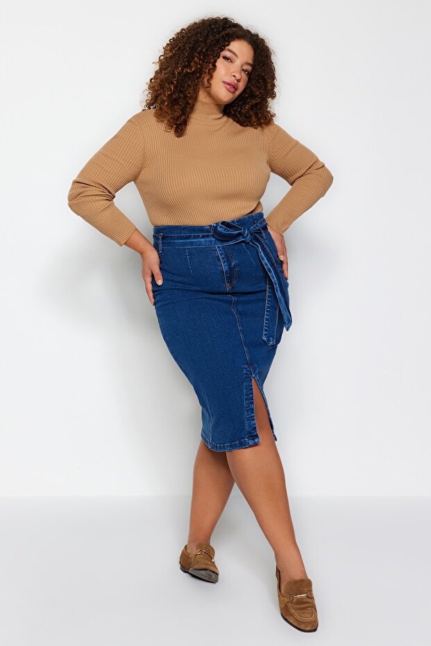 Açık Mavi Kuşaklı Yüksek Bel Yırtmaçlı Denim Etek TBBSS23AZ00017 - 7