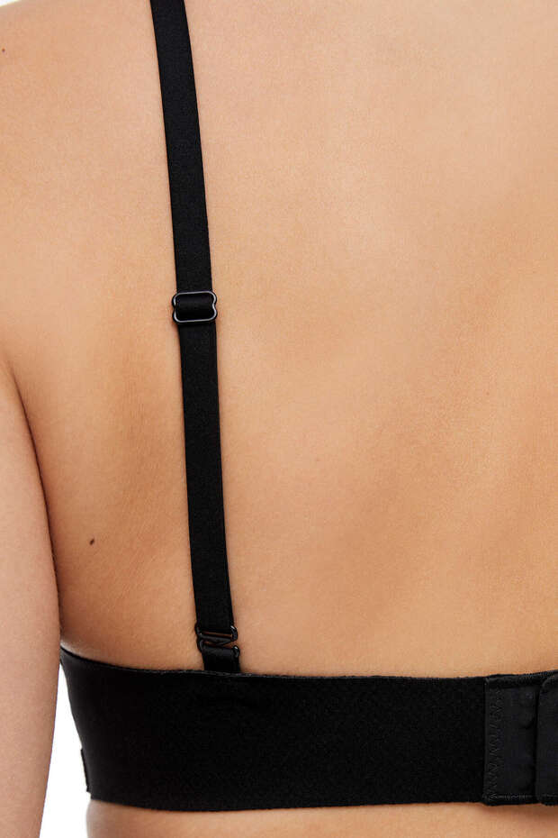 Invisible Polyamide Triangle Bra - 4