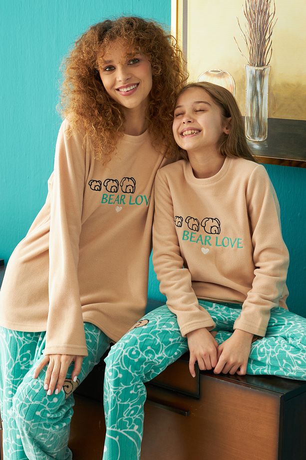 Alt-Üst Polar Nakışlı Pijama Takım - 1