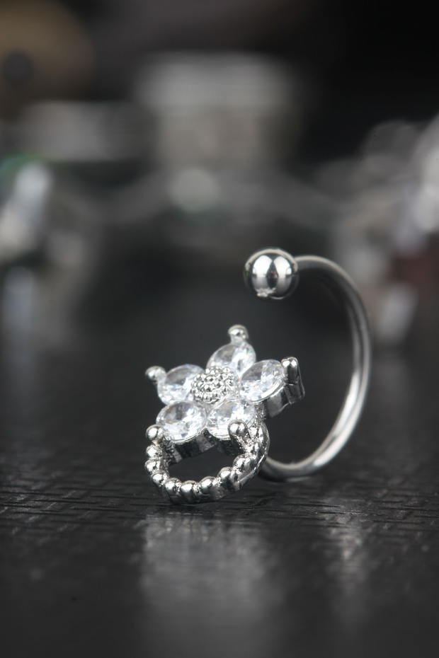 Yeni Set Piercing 11 Adet Tragus Kıkırdak Ve Tüm Kulak Için 1 Adet Sürpriz Ürün Sınırlı Sayıda - 4