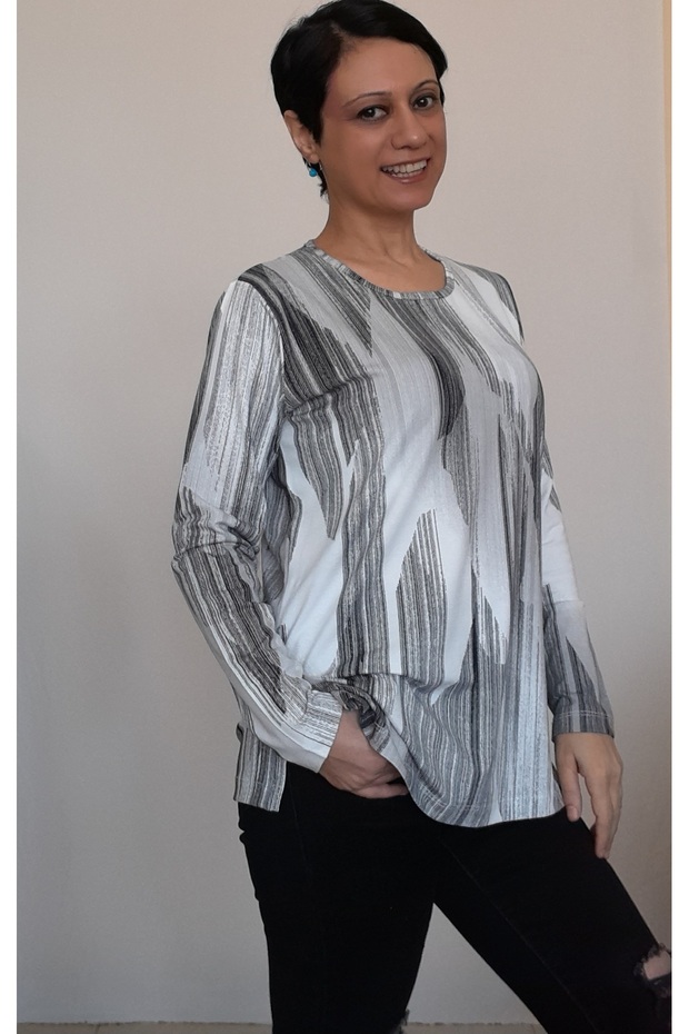 White and black printed round neck combed cotton Viscose T-shirt