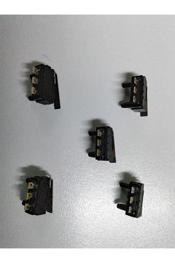 Kapı Kilit Micro Switch (SAĞ) 5 Adet Ms2201 Ford Connect Araçlara Uygundur - 1