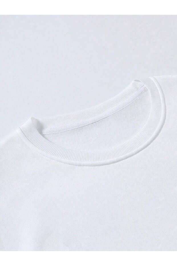 سويت شيرت Manfinity Hypemode Bear مطبوع بأكتاف منسدلة باللون الأبيض - 6