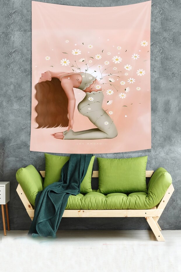 Meditasyon Yapan Kız ve Çiçekler Bohem Desen Leke Tutmaz Kumaş Duvar Örtüsü Duvar Halısı Tapestry - 1