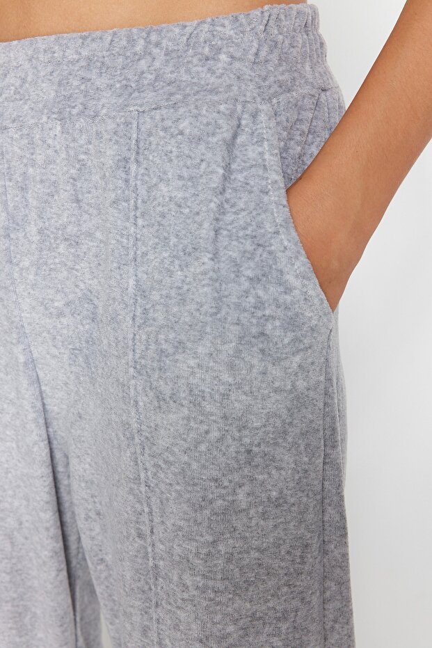 Graue lockere Jogger-Strick-Jogginghose aus Samt TWOAW21EA0201 - 6