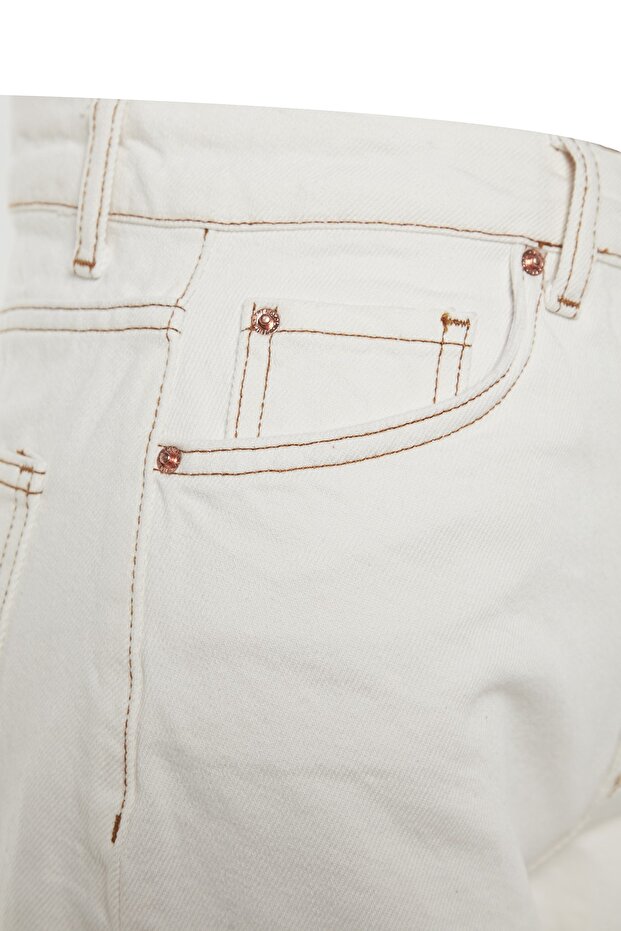 Beyaz Yüksek Bel Barrel %100 Pamuk Non-Stretch Jeans TWOSS23JE00295 - 11
