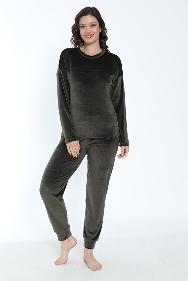 Women's Winter Sleep More Written Soft Velvet Pajama Set