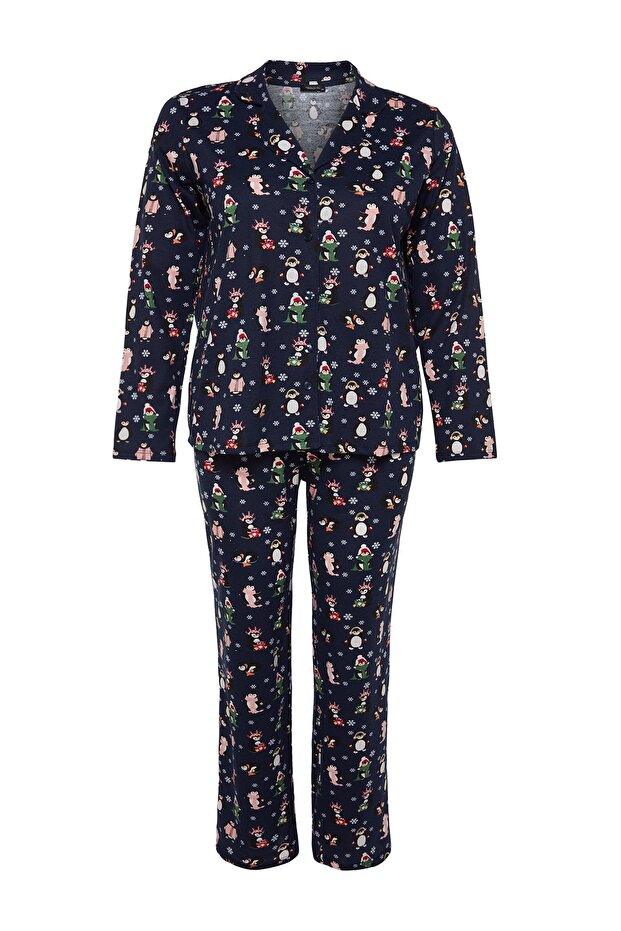 Lacivert Gömlek Yaka Yılbaşı Temalı Örme Pijama Takımı TBBAW24AI00002 - 8