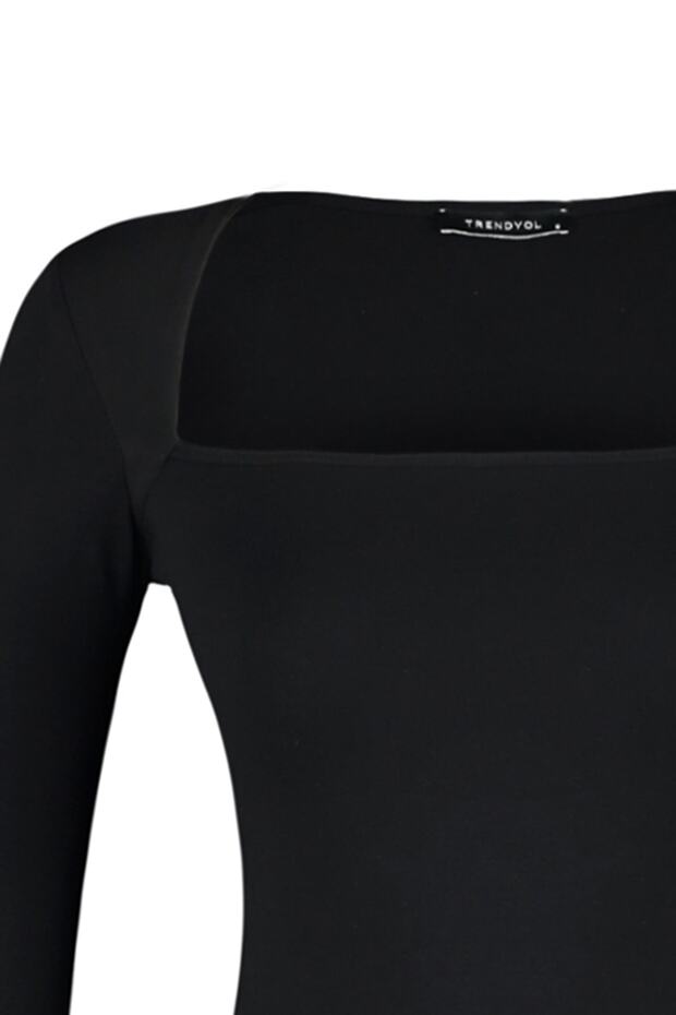 Siyah Pamuklu Esnek Kare Yaka Fitted/Vücuda Oturan Esnek Bluz TWOAW24BZ00165 - 7