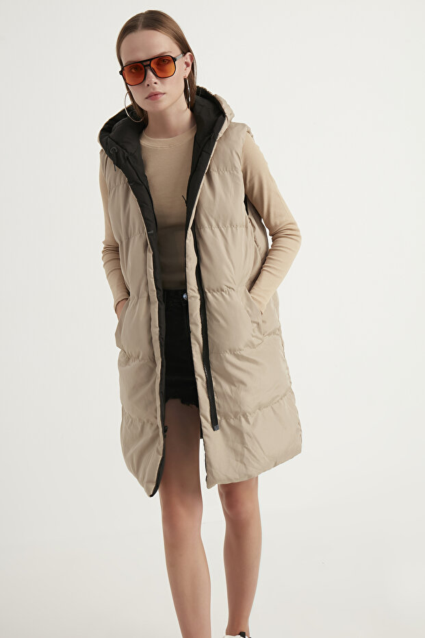 Women's Black Cream Double Sided Hooded Long Puffer Vest