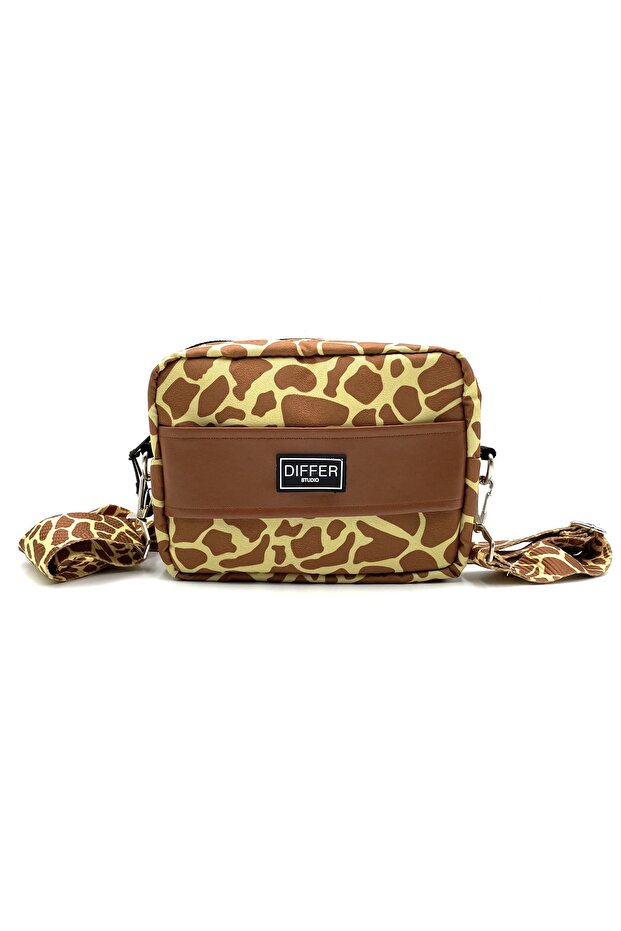 Giraffe Patterned Shoulder Bag/portfolio - 1