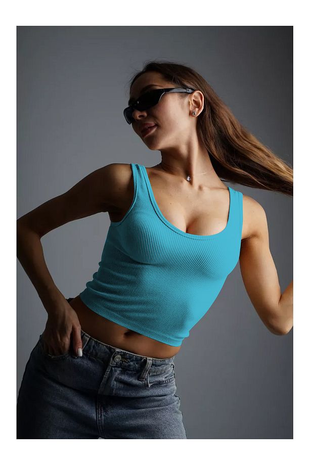 Marsala Model Sıkılaştırıcı Biker Crop Örme Ve Seamless Model Grimavi Renk - 4