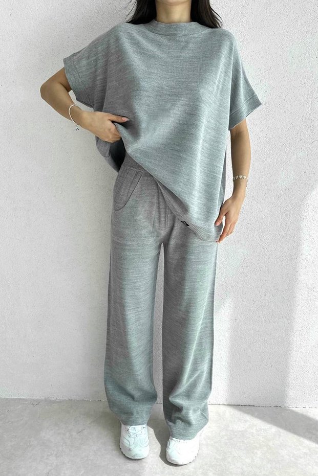 Women's Sleeveless Round Collar Gray Knitwear Blouse and Pocket Detailed Gray Knitwear Trousers Double Suit 070