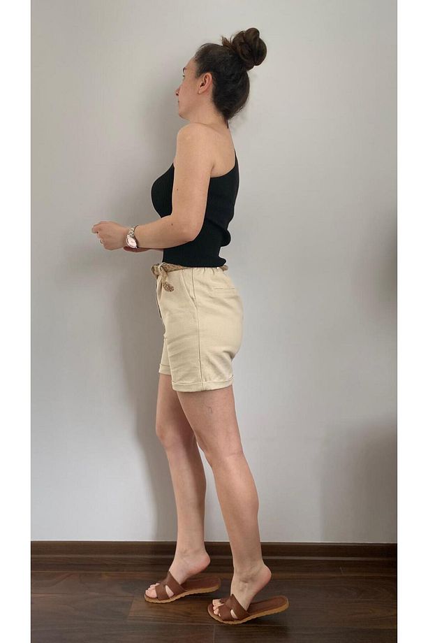 Beli Hasır Kemerli Kısa Gabardin Şort - Taş - 2