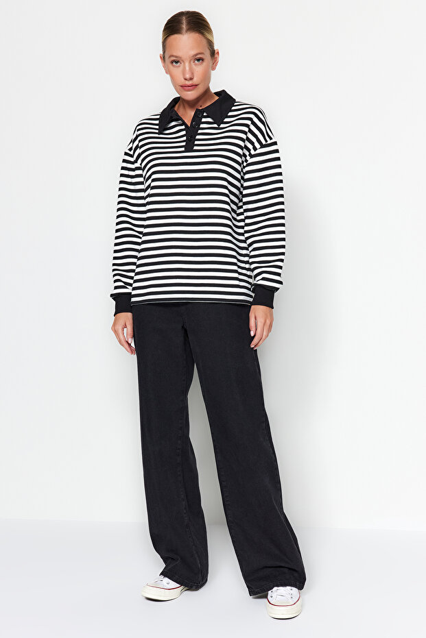 Siyah Çizgili Polo Yaka Kalın İçi Polarlı Oversize Örme Sweatshirt TWOAW24SW00344 - 4