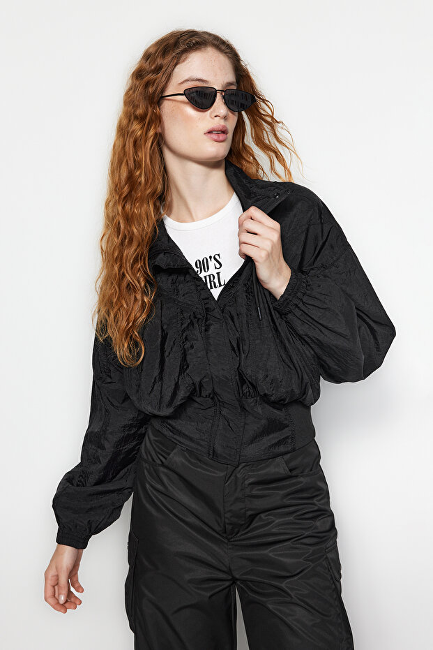 Siyah Oversize Su İtici Yağmurluk İnce Mont TWOAW24MO00303 - 3