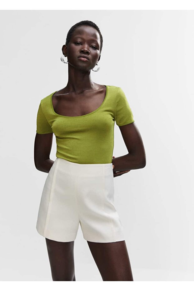 Dekolte tişört - 1