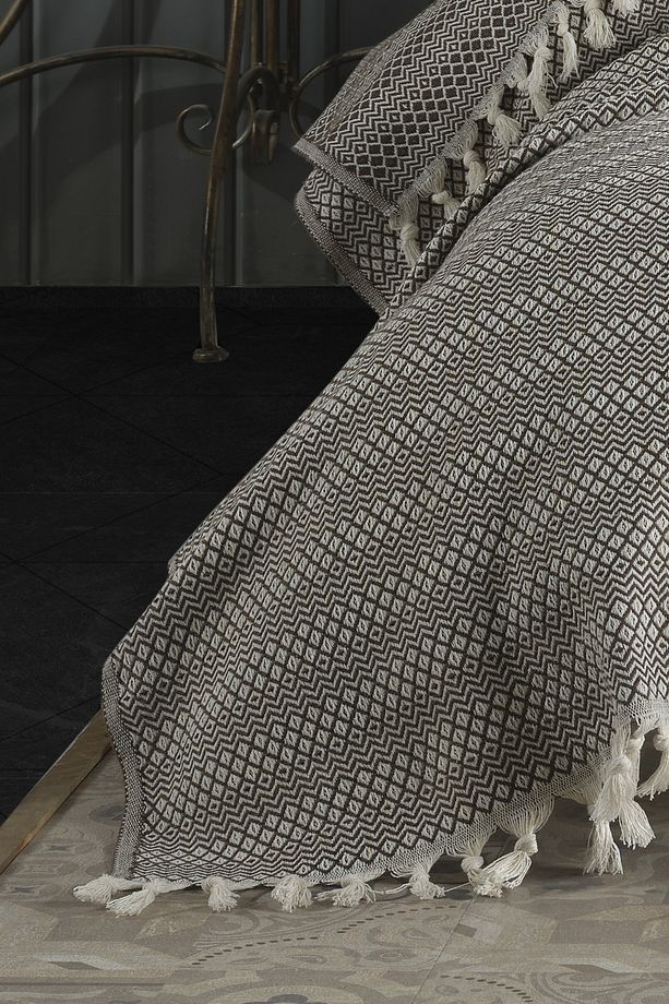 Azure Vizon Tek Kişilik Pike 145 X 200 Cm Yatak Koltuk Kanepe Berjer Örtüsü Pamuklu Püsküllü - 2