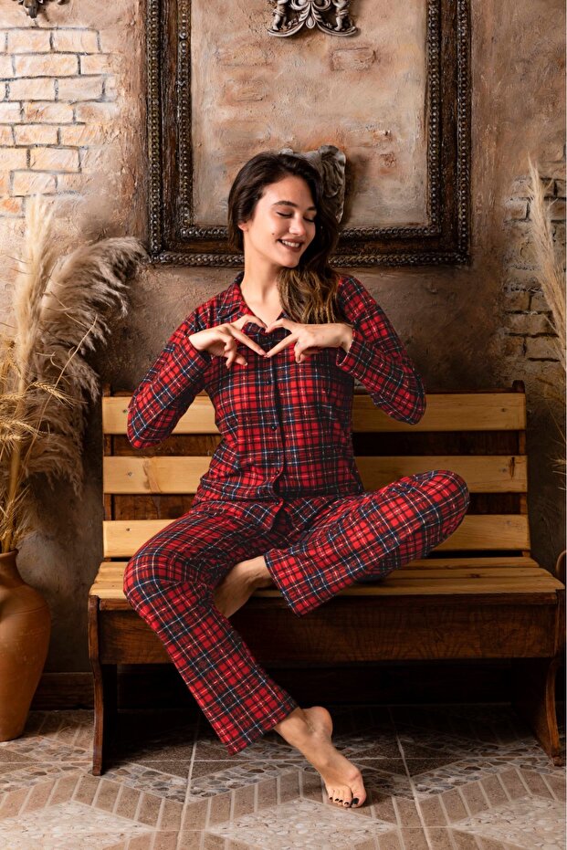 Women's Winter Red Plaid Buttoned Long Sleeve Suede Pajama Set