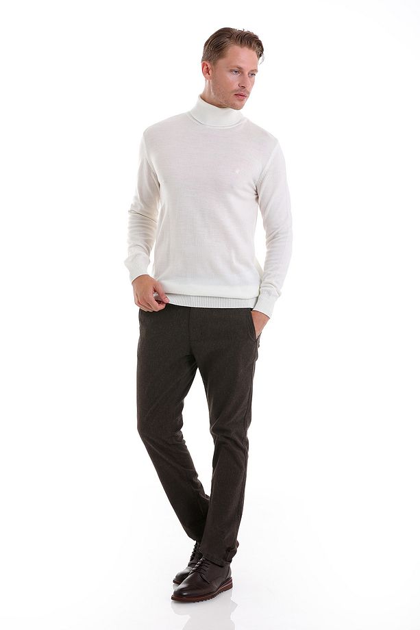 Ekru Regular Fit Düz Balıkçı Yaka Triko Kazak - 2