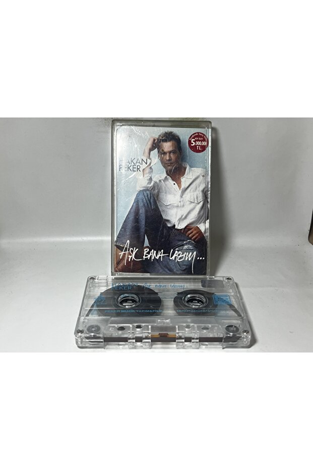 Hakan Peker - Love Me Needy Cassette