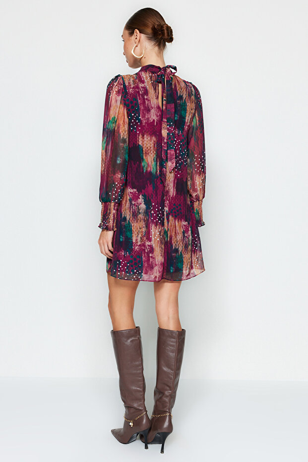 Barevné mini zimní šaty rovného střihu - potištěné tkané Twoaw24El00573 - 7