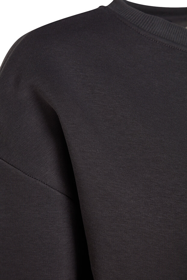Antrasit Oversize/Rahat Kesim Basic Bisiklet Yaka Kalın/İçi polarlı Örme Sweatshirt TWOAW24SW00102 - 9