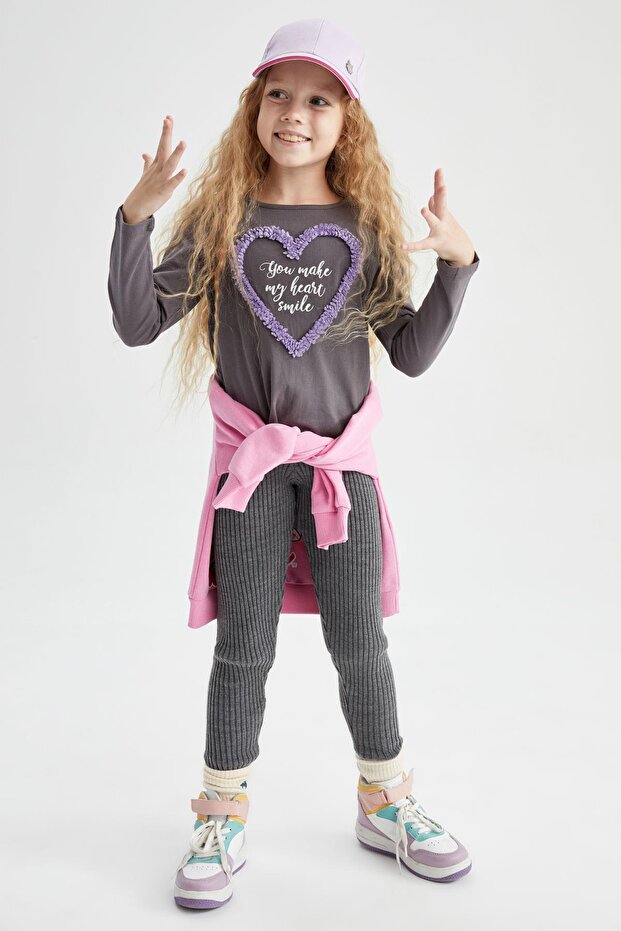 Devojčice, duge tajice - 1