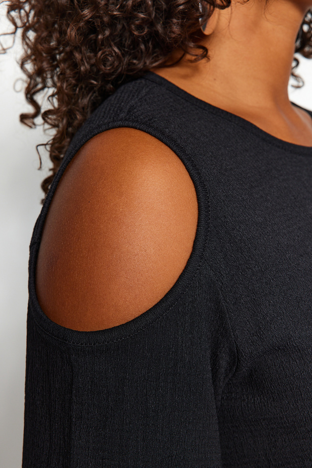 Schwarzes, detailliertes, gestricktes Sommerkleid in Übergröße in A-Linie TBBSS22EL2986 - 5