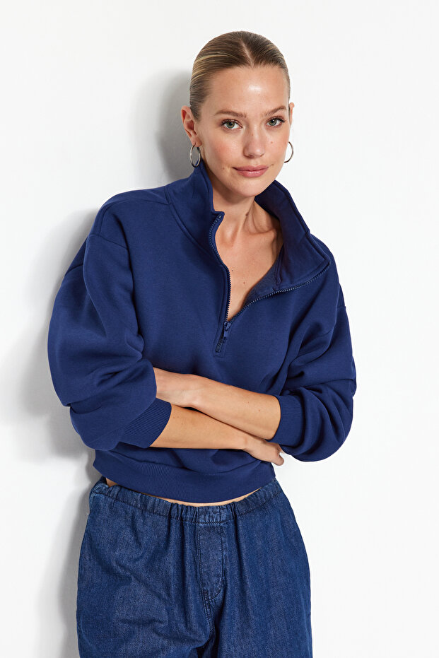 Lacivert Rahat Kesim Crop Basic Fermuarlı Dik Yaka Kalın İçi Polarlı Örme Sweatshirt TWOAW24SW00221 - 1