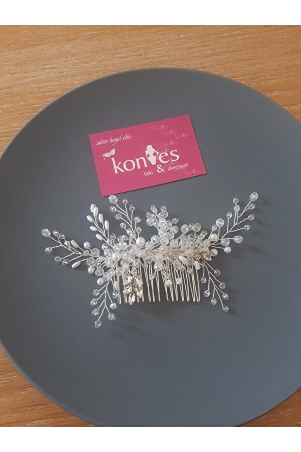 (G)kontes Bride's Crown and Hair Accessory