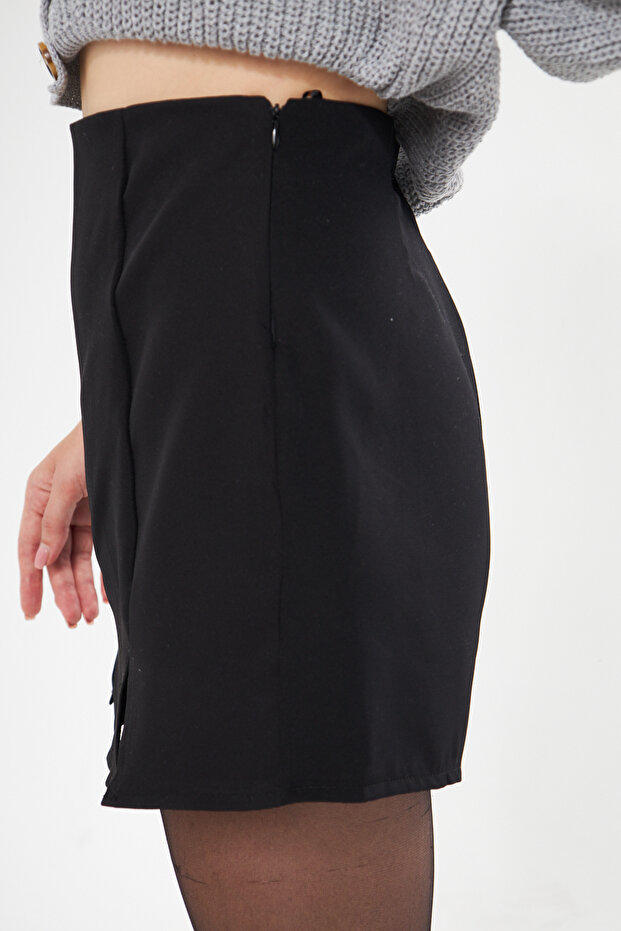 Siyah Çift Yırtmaçlı Mini Şort Etek - 7
