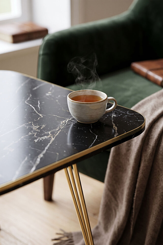Rechthoekige salontafel goudkleurige draadpoten - zwart marmerlook