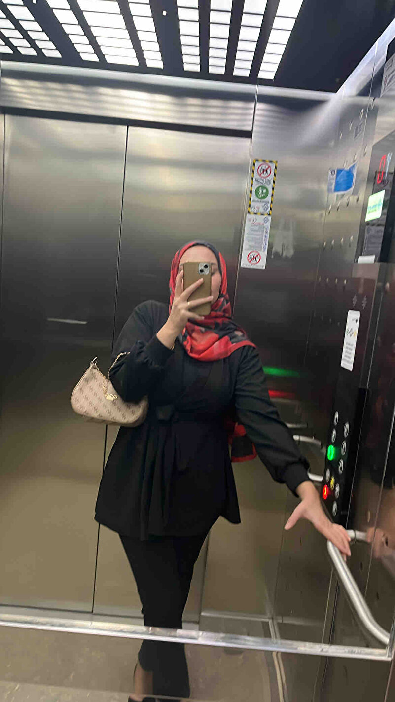 Büşra E.