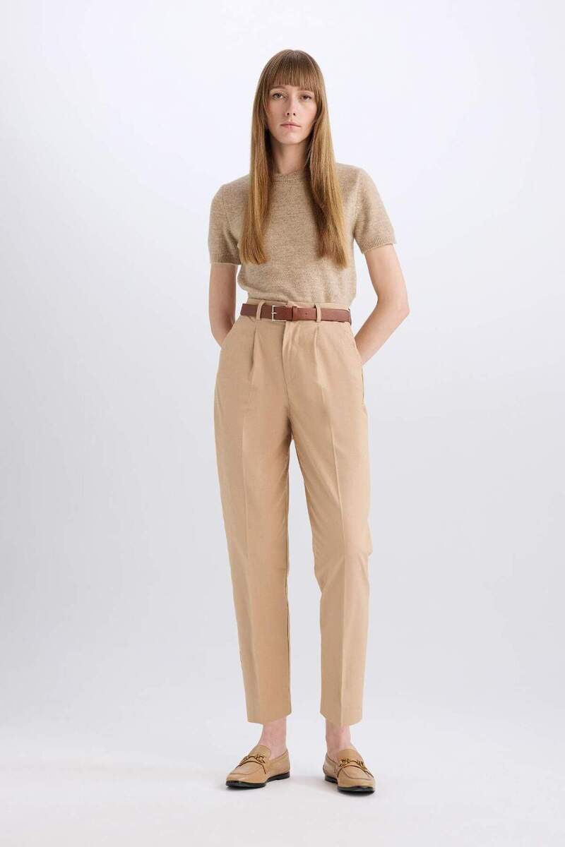Carrot Fit Gabardin Kumaş Pantolon Kemerli Yüksek Bel Kısa Paça D2732AX24SM