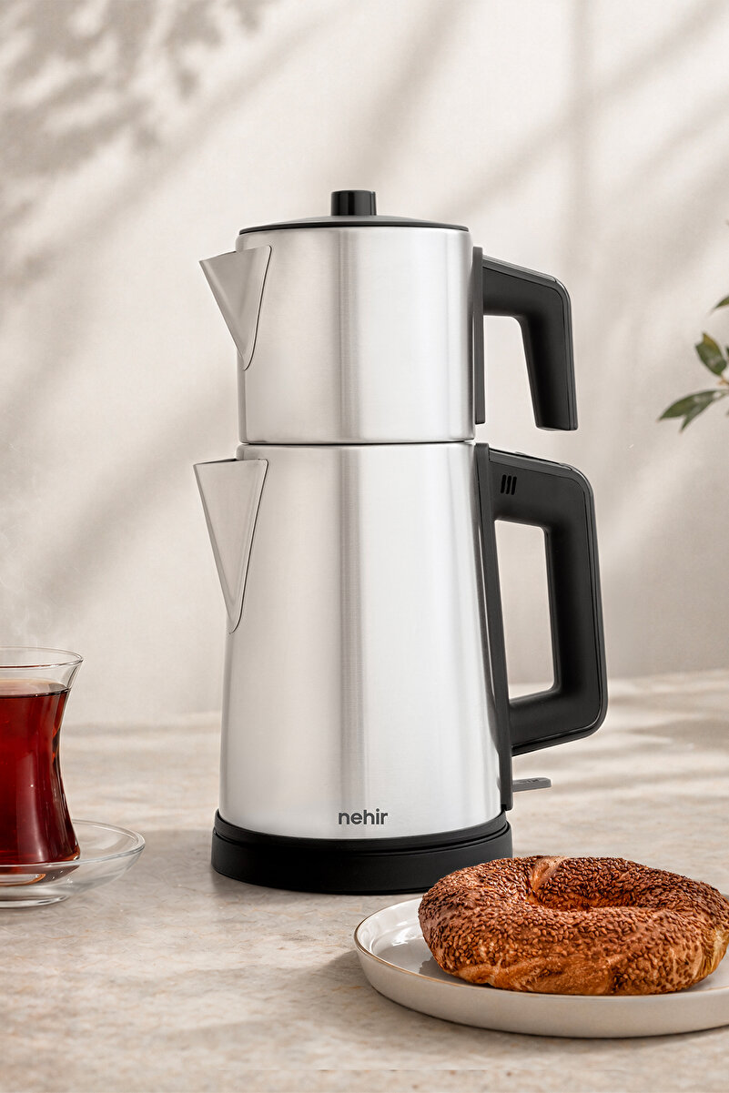 Nehir Aurelia Paslanmaz Çelik Elektrikli Çay Makinesi 1800W 1,8 L Su Isıtıcı 0,7 L Demlik