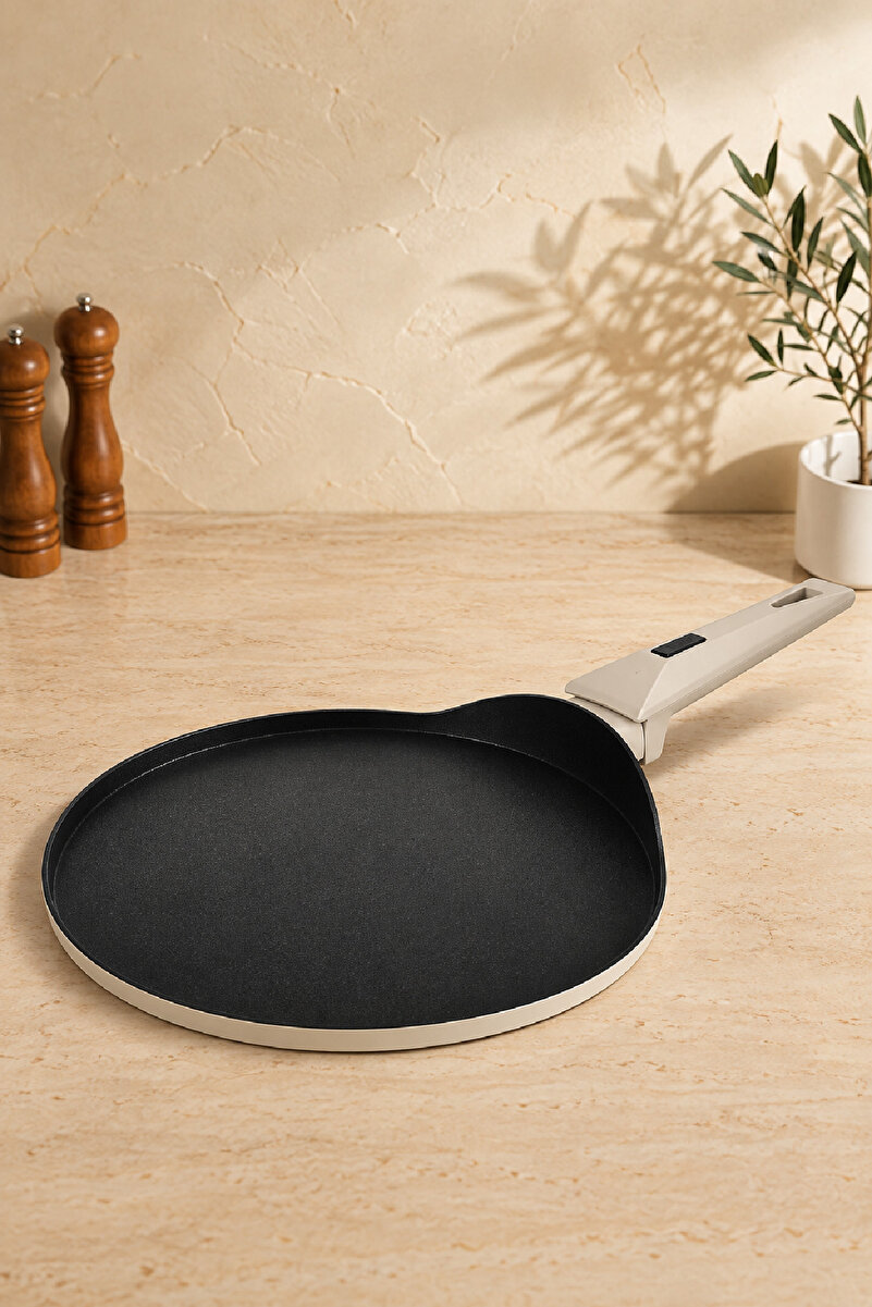 Gigilli Cristel Titanyum Krep Tava 26 cm Krem