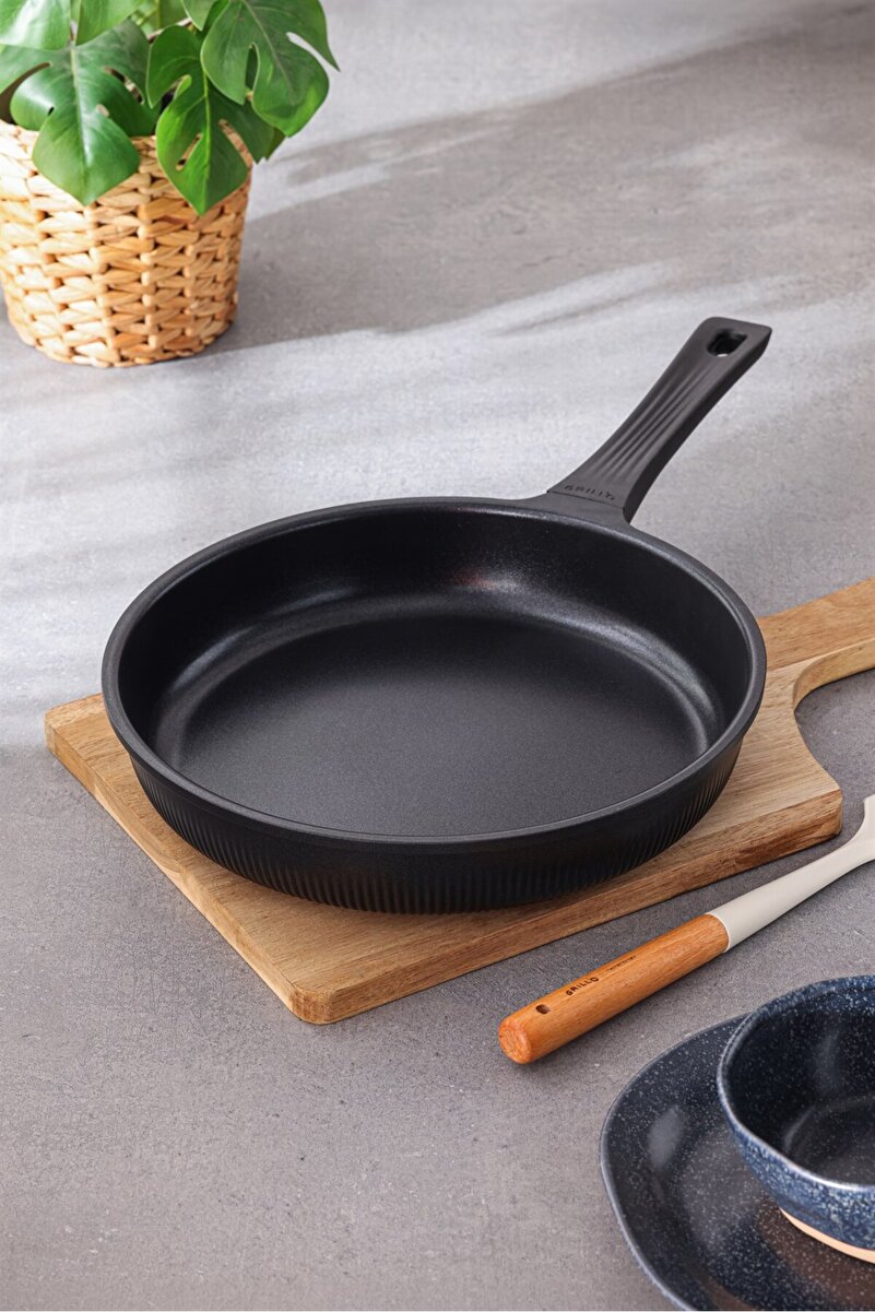 GRILL'O GR715 Maestro 26 cm Döküm Tava