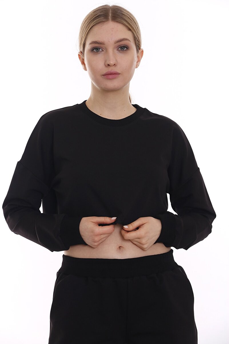Cropped Sweatshirt &mdash; Black
