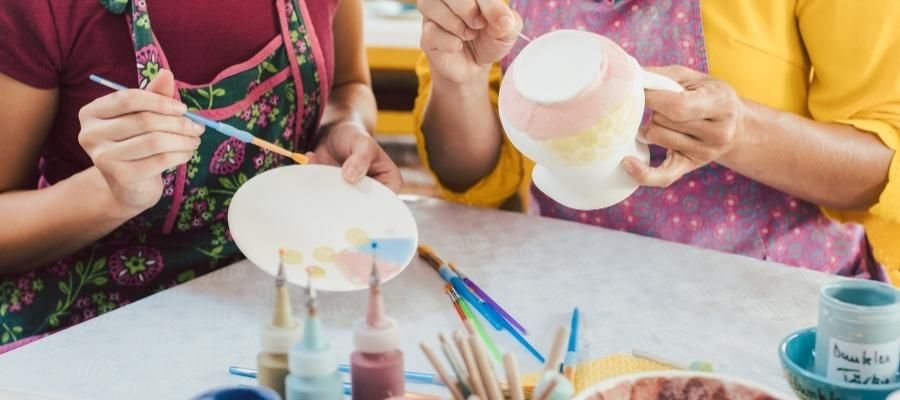 Sanatsal İfadeler: Porselen Boyası Nasıl Kullanılır?