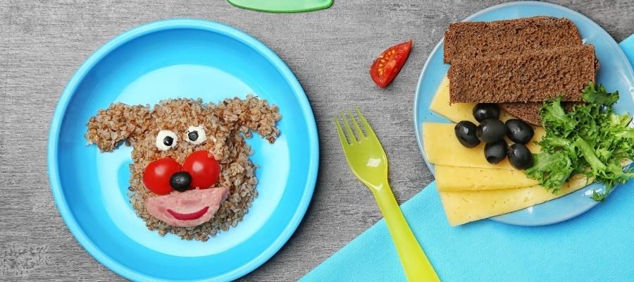 Çocuklar için Kahvaltı Tabakları Nasıl Hazırlanır?