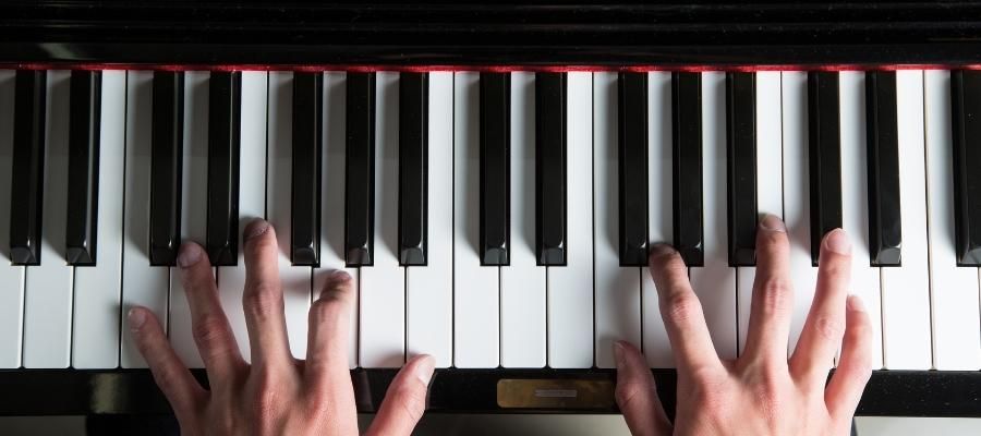 Piyano ile Çalabileceğiniz Şarkı Çeşitleri