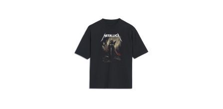 Her Mevsimde Kombinlenebilen Metallica Tişörtleri