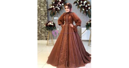 Zarif ve Şık Prenses Model Nişanlık Elbiseler