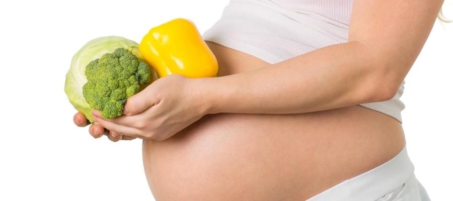 Anne Karnında Bebek Gelişimi için Önemli Vitaminler