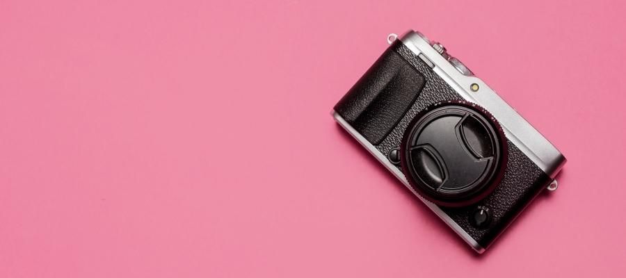 Aynasız Fotoğraf Makinesinin Normal Makinelerden Farkı Nedir?