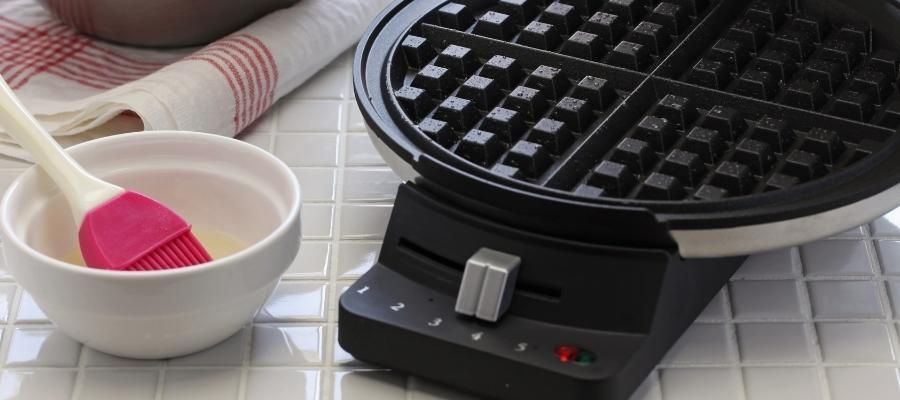 Yanmış Waffle Makinesi Nasıl Temizlenir?
