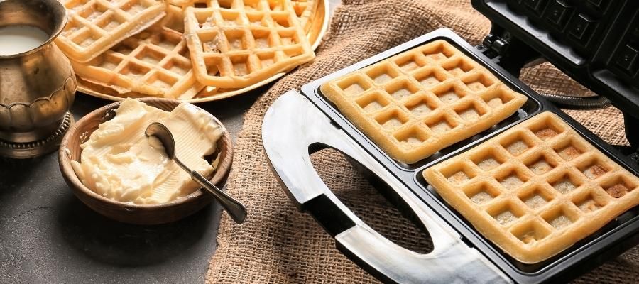 Waffle Makinesi Nasıl Temizlenir?
