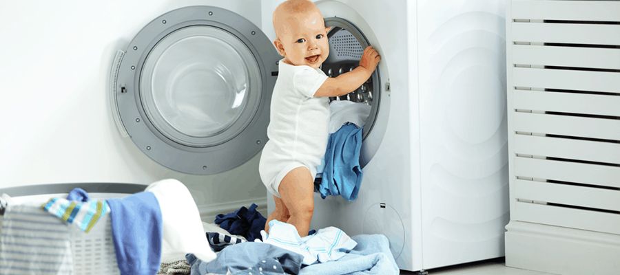 Bebek Kıyafetlerini Yıkarken Sıkma Kaç Olmalıdır?