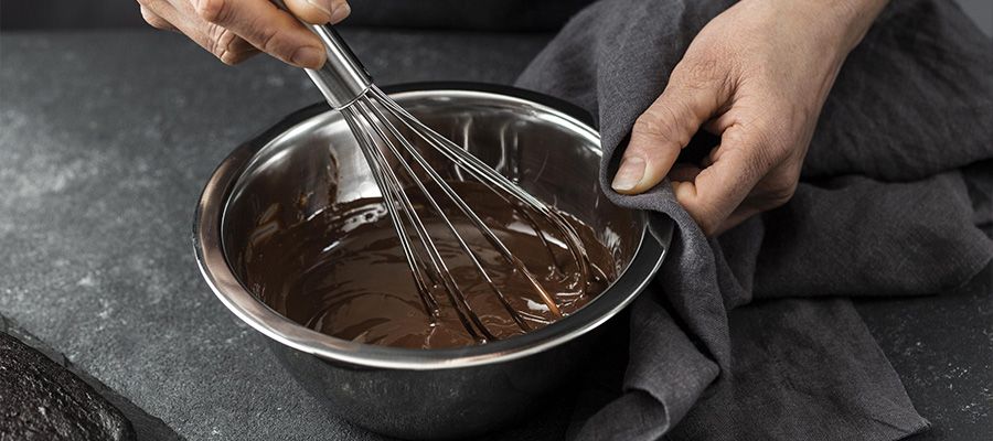 Evde Çikolata Yapımı ve Kullanılacak Malzemeler Nelerdir?